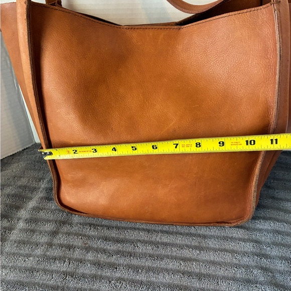 Madewell Tan Leather Tote Bag - Picture 3 of 9
